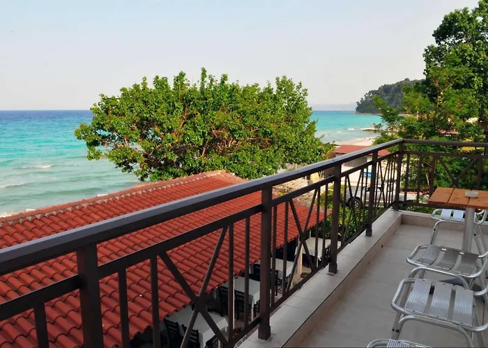 Coralli Beach Studios-Apartments